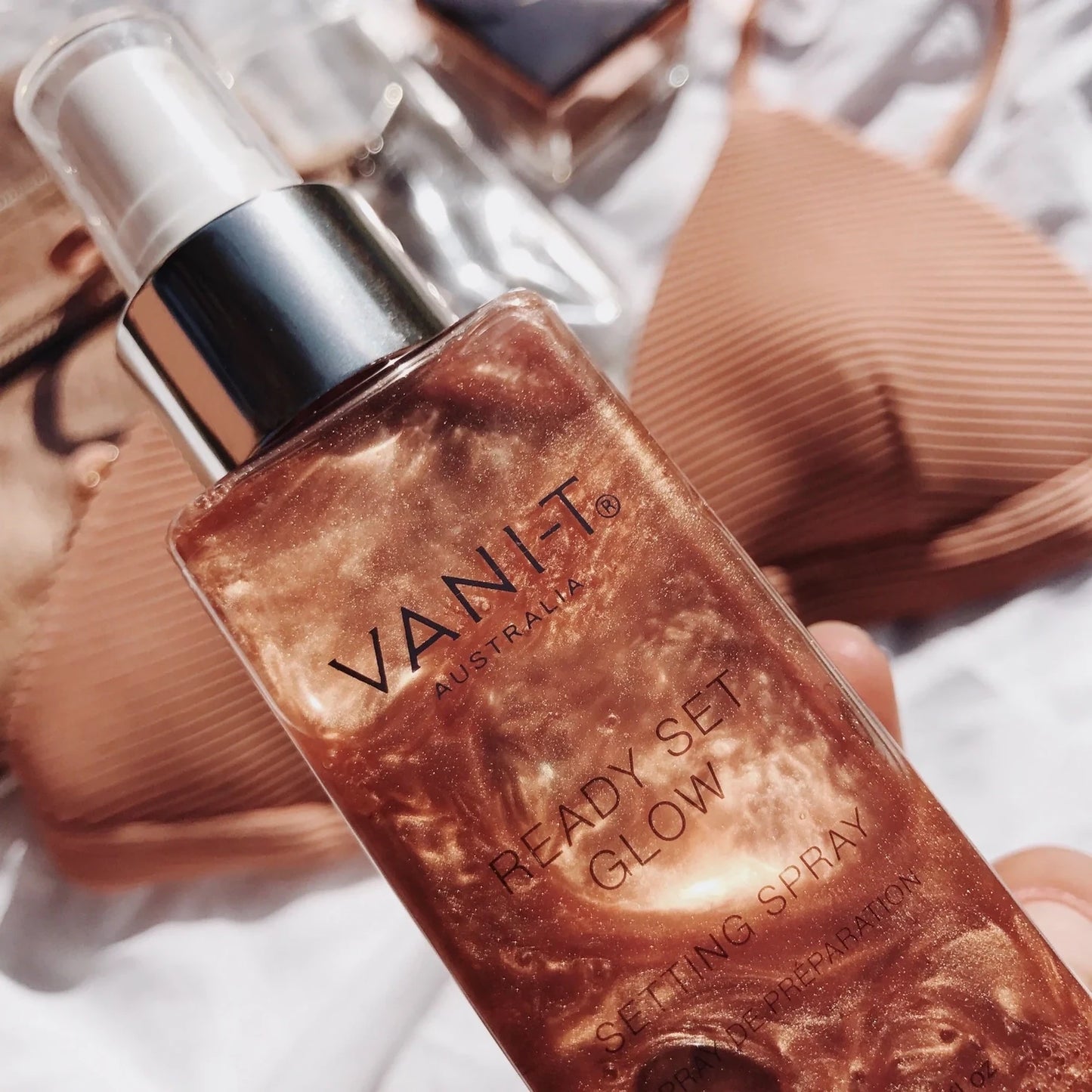 VANI-T Ready Set Glow - Setting Spray